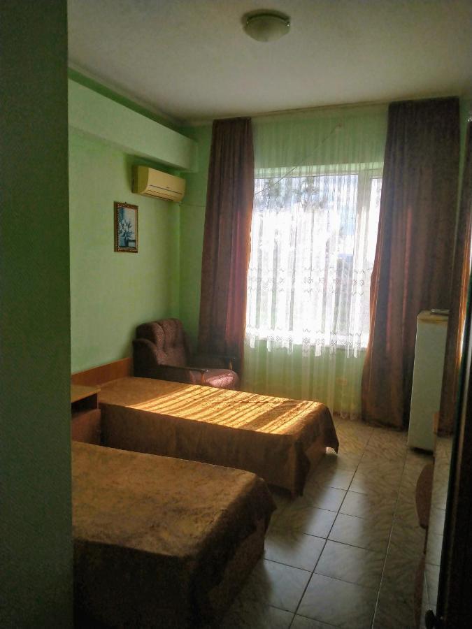 Zhemchuzhina Guest House Gelendzhik Bagian luar foto