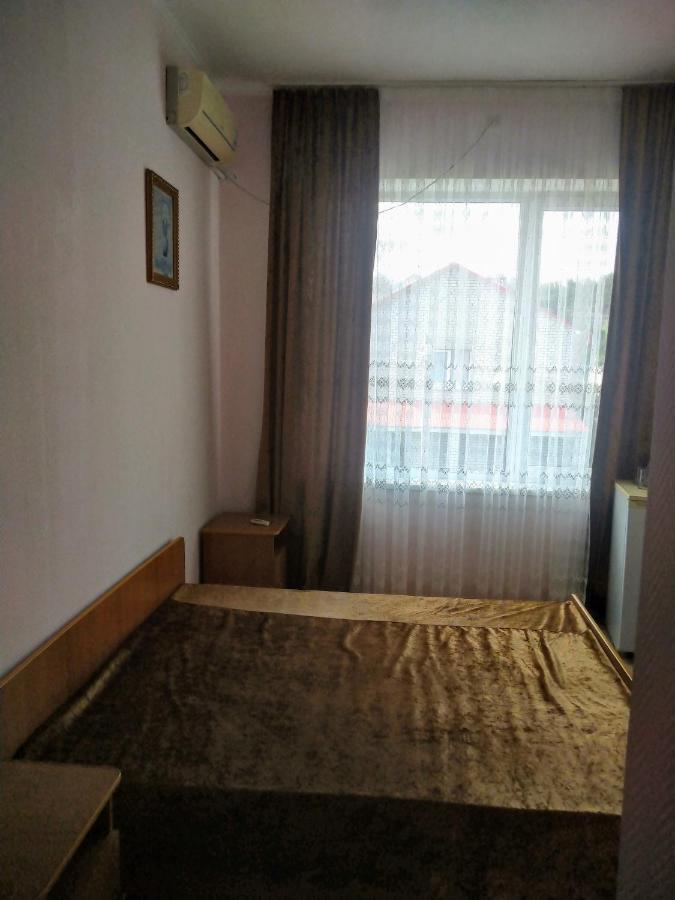 Zhemchuzhina Guest House Gelendzhik Bagian luar foto