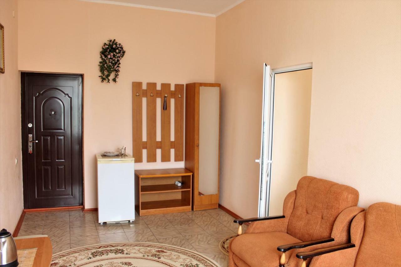 Zhemchuzhina Guest House Gelendzhik Bagian luar foto