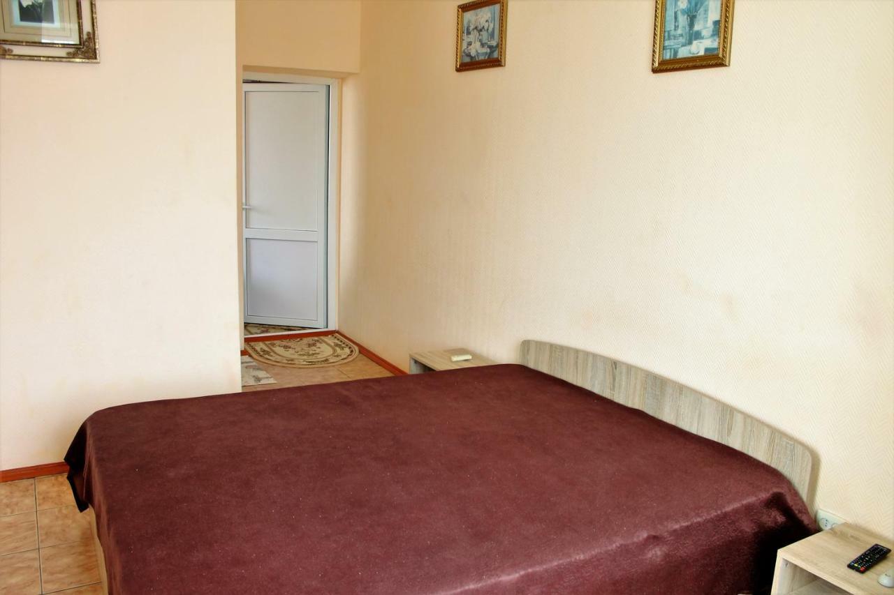 Zhemchuzhina Guest House Gelendzhik Bagian luar foto