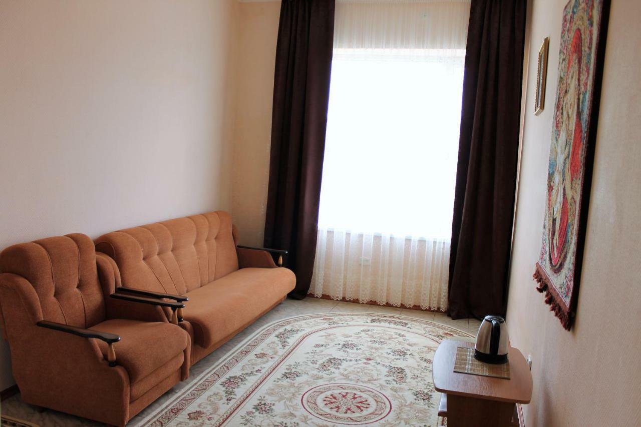 Zhemchuzhina Guest House Gelendzhik Bagian luar foto